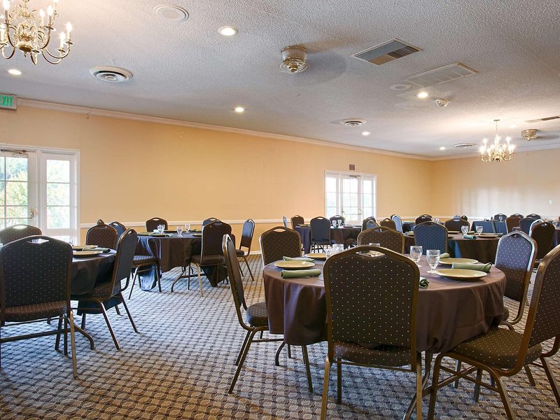 Best Western Plus Hill House 11 - Conference Room