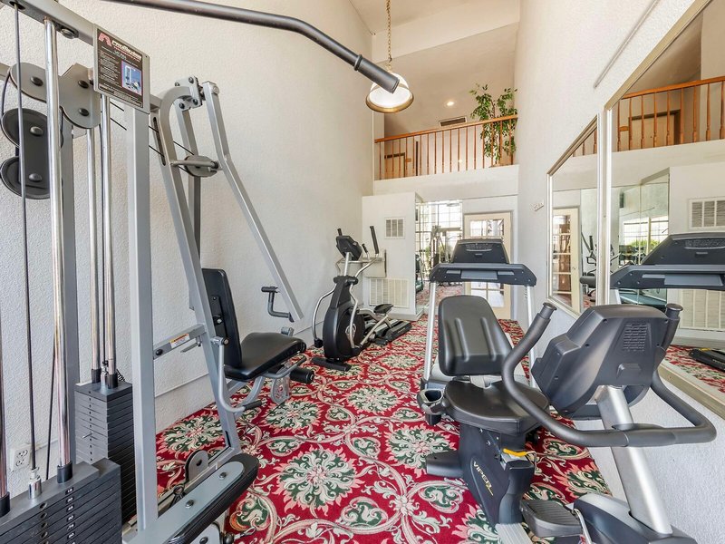 Best Western Plus Hill House 26 - Sports and leisure