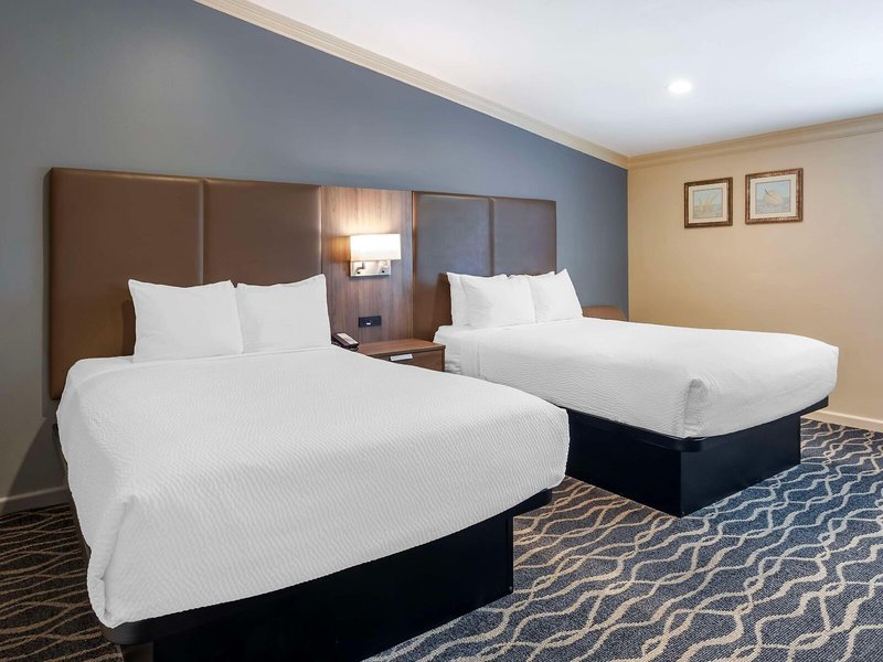 Best Western Plus Hill House 33 - Room Example