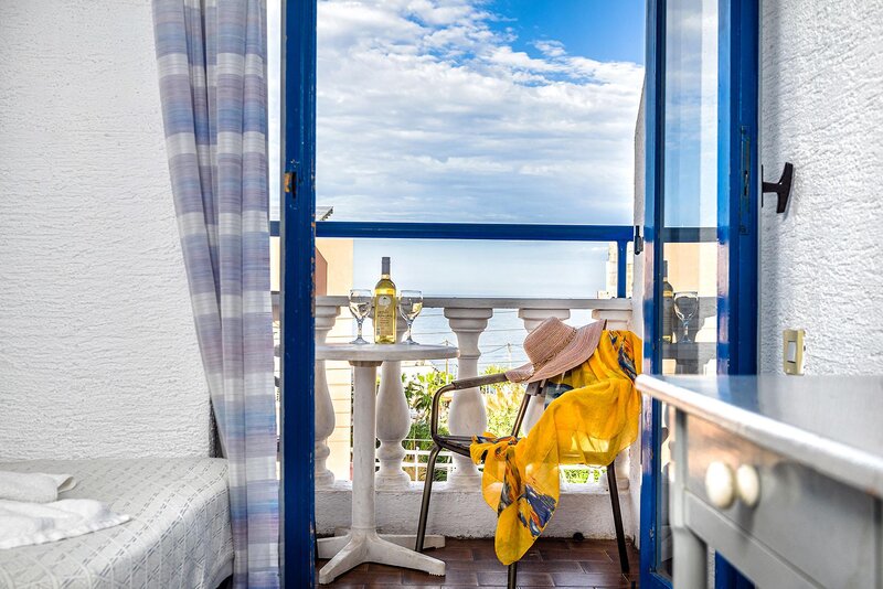 Iro Hotel - Adults Friendly 17