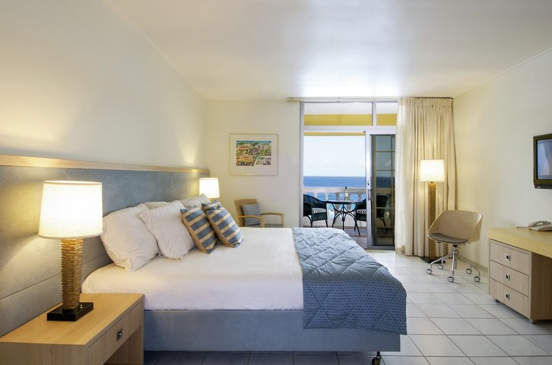 Avila Beach Hotel Curaçao 11