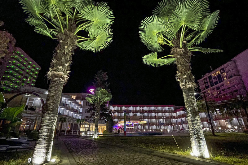 Flamingo Beach Hotel 4