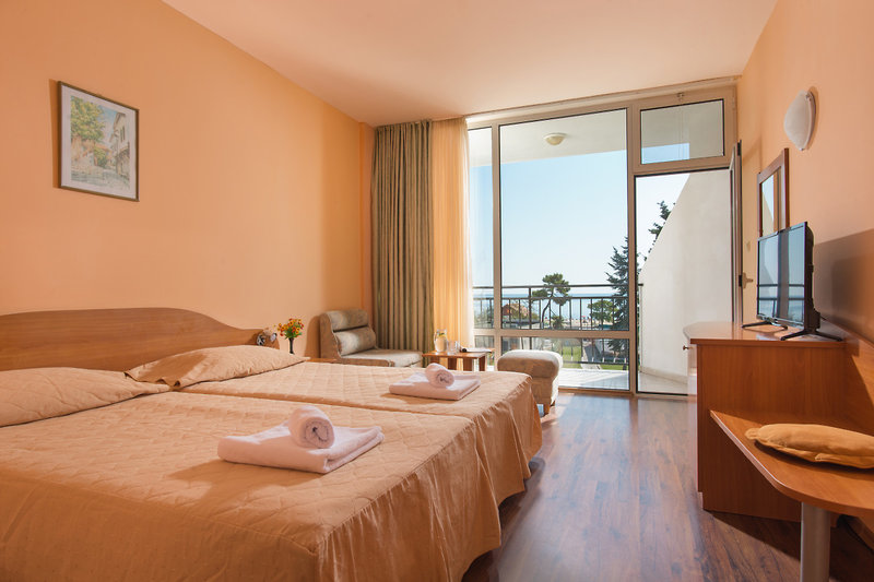 Flamingo Beach Hotel 15
