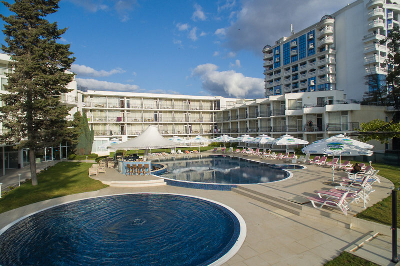 Flamingo Beach Hotel 17