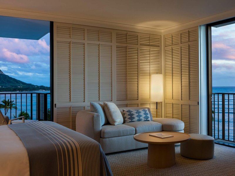 Halekulani 18