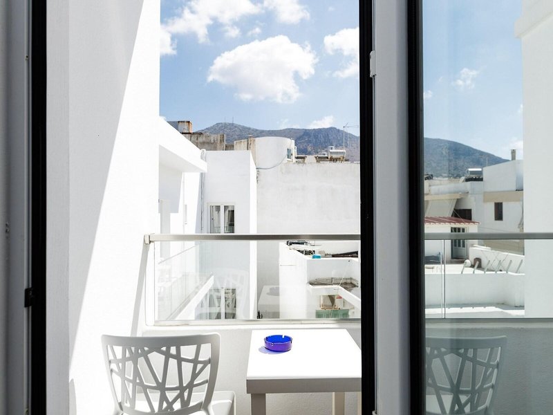 Kahlua Sea View Suites 3