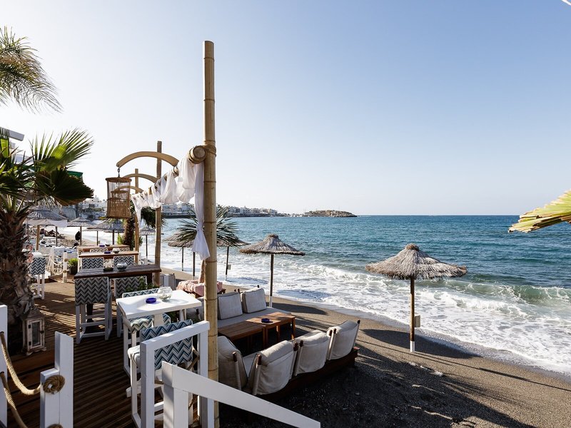 Kahlua Sea View Suites 12