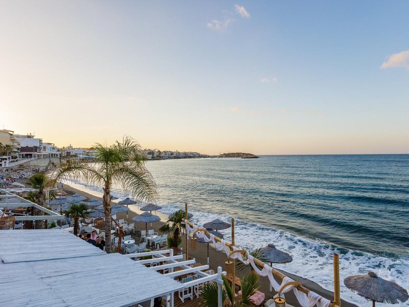 Kahlua Sea View Suites 14