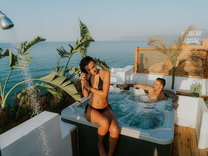 Kahlua Sea View Suites 24