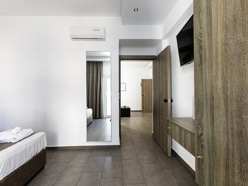 Kahlua Sea View Suites 44