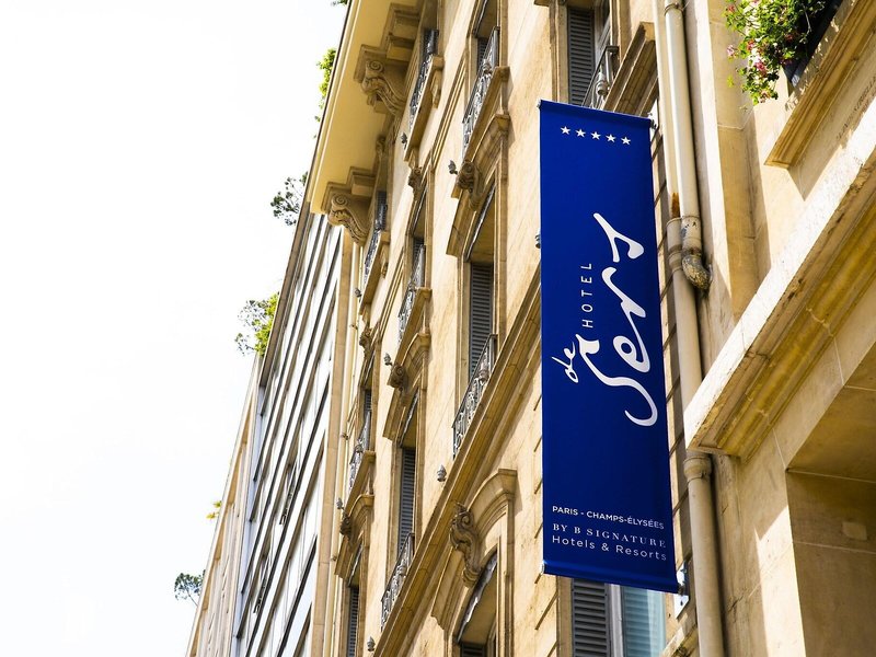 Hotel de Sers 1
