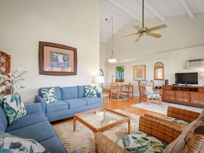 Aston Maui Hill 34