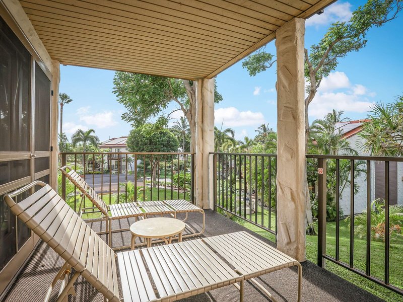 Aston Maui Hill 36
