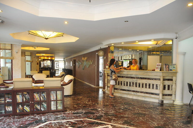 Azak Hotel 5