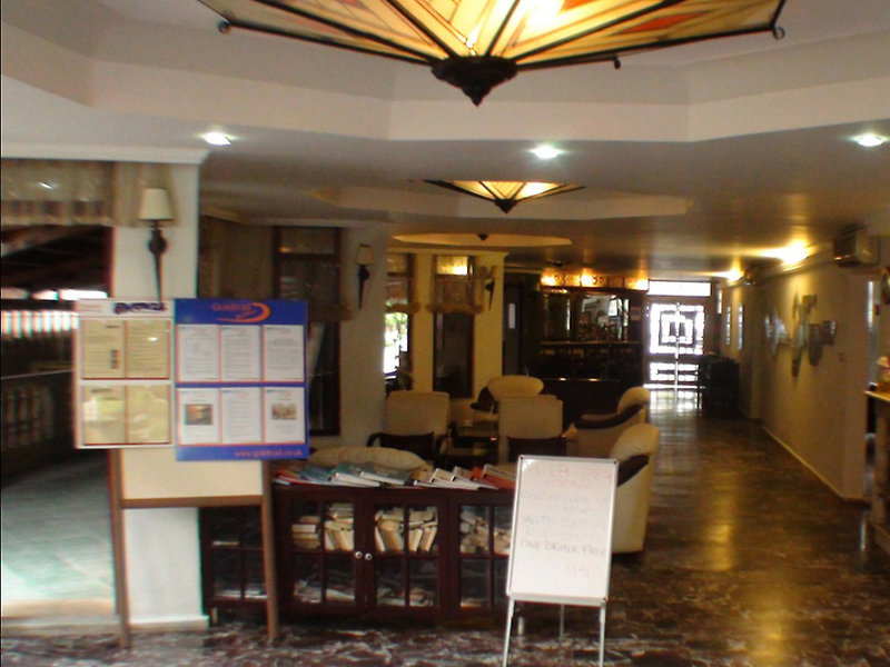 Azak Hotel 9