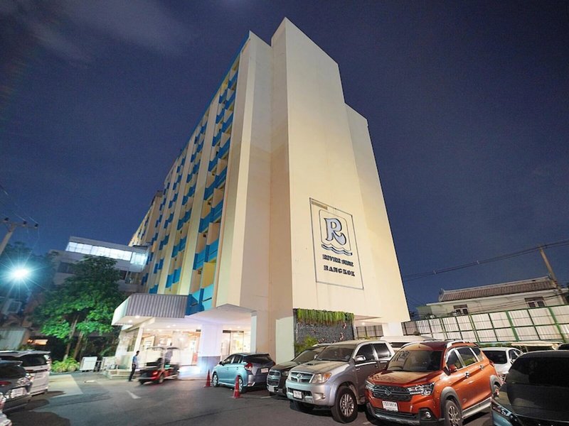 River Side Bangkok 1