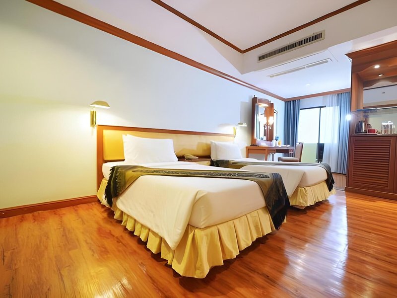 River Side Bangkok 13