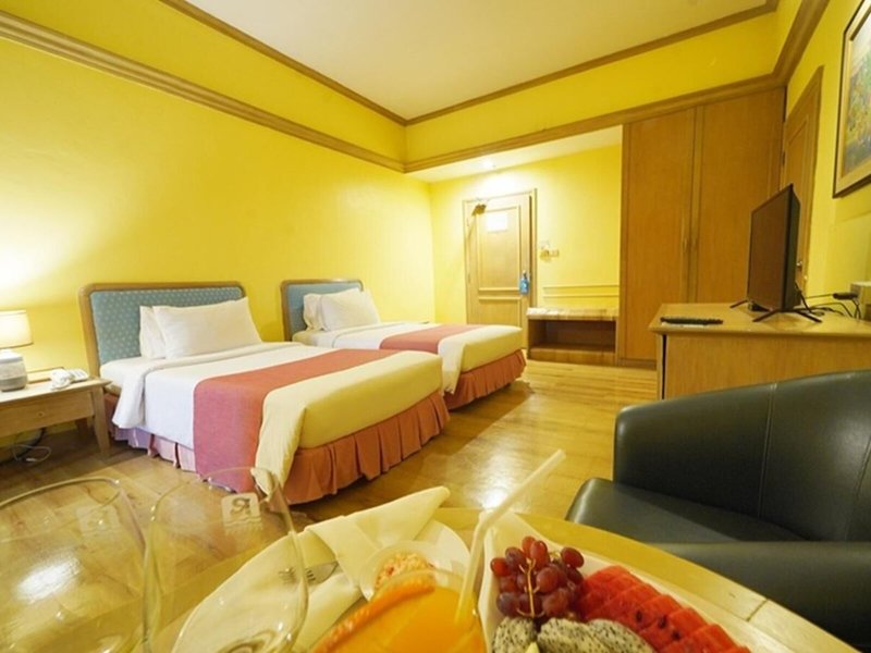 River Side Bangkok 14