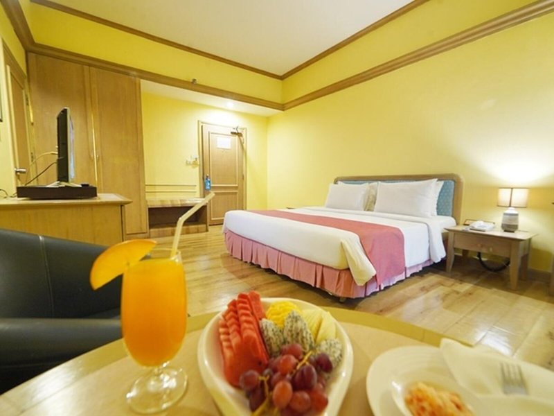 River Side Bangkok 16