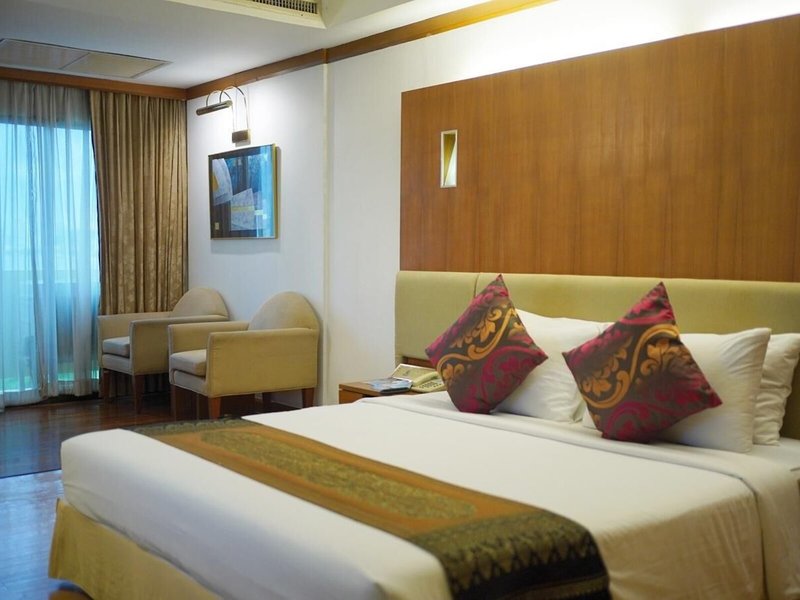 River Side Bangkok 19