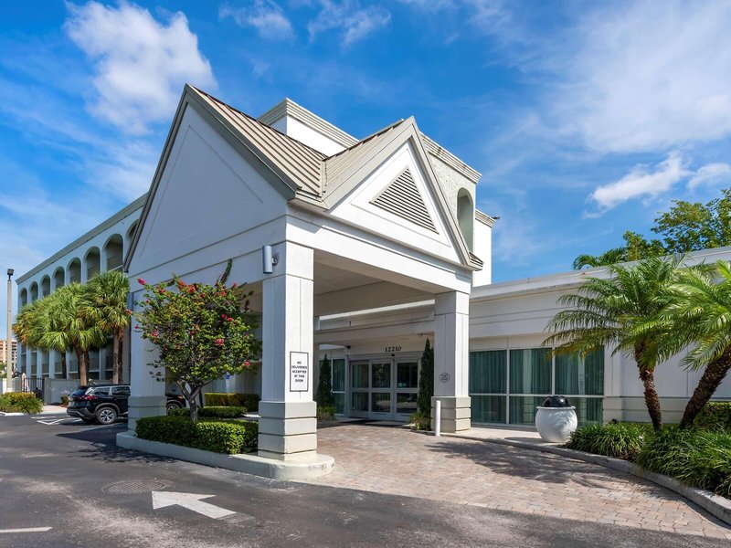 Best Western Plus Windsor Inn