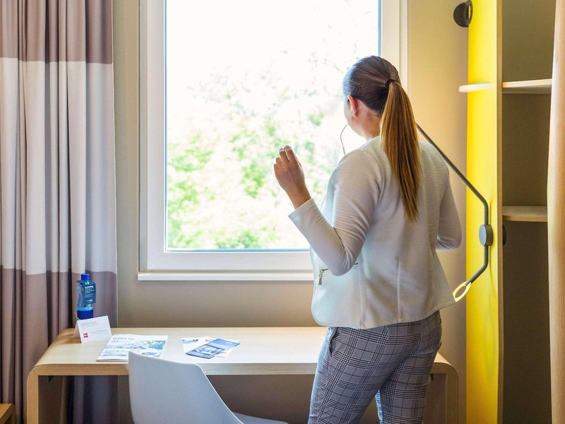 ibis Baden Neuenhof 4 - People