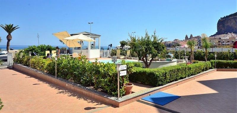 Astro Suite Hotel 2 - Outdoor Pool