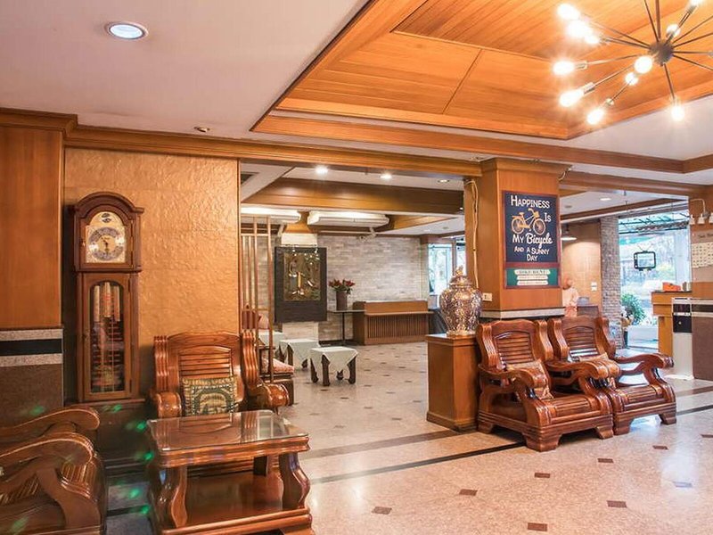 Howard Square Boutique 3