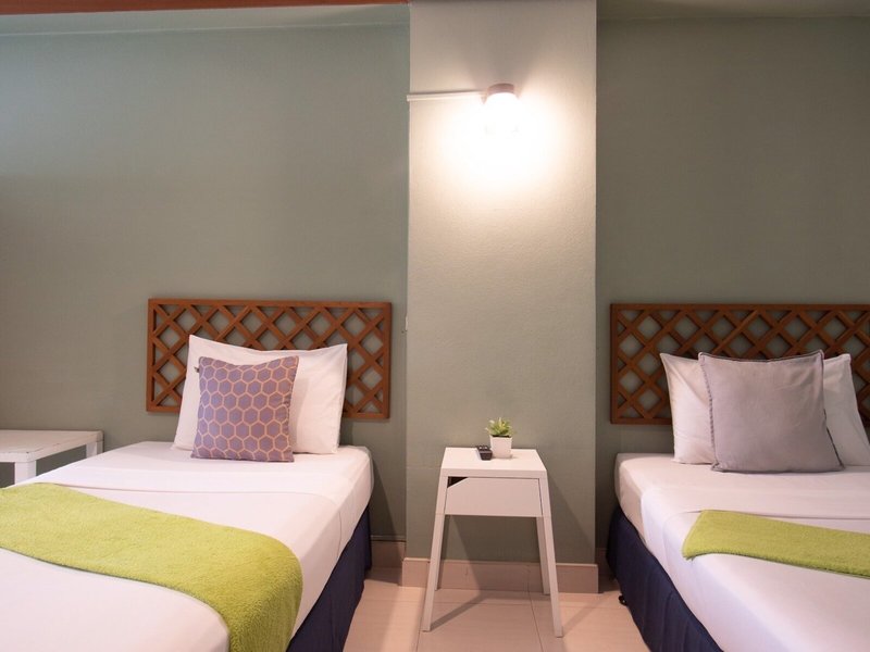 Howard Square Boutique 10