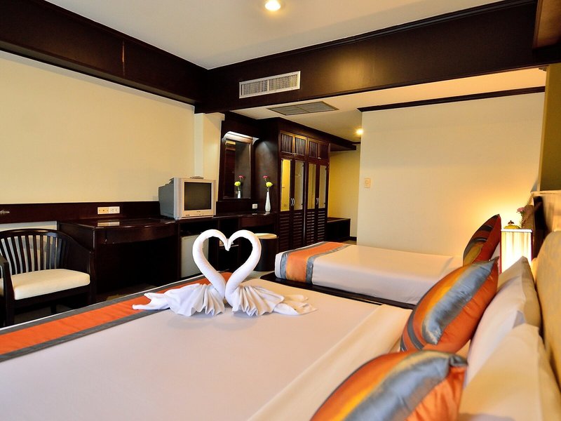 Samui First House 37