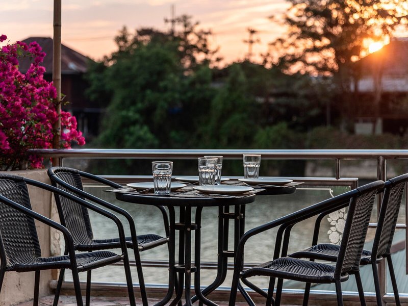 Ayothaya Riverside 16