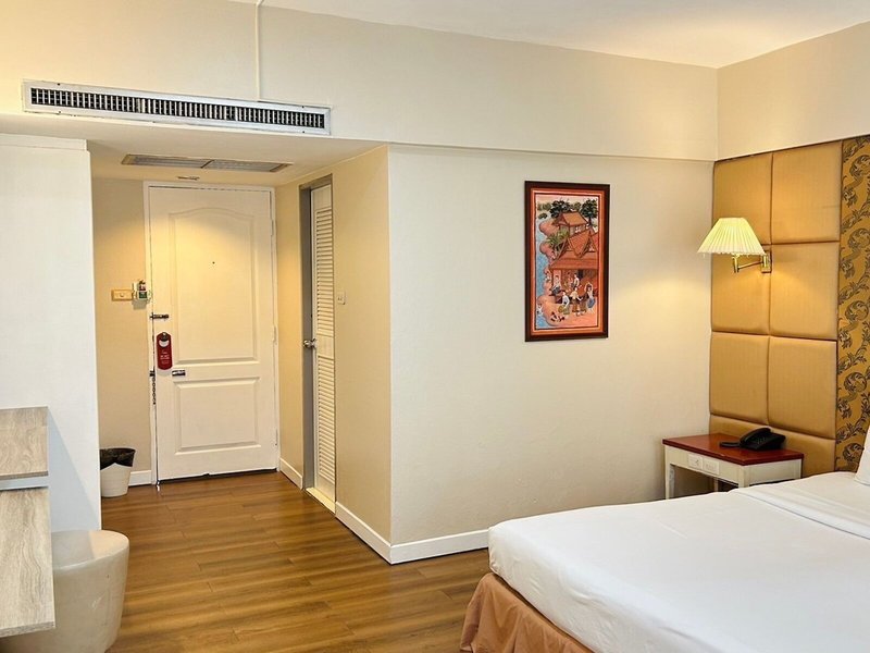 Ayothaya Riverside 21