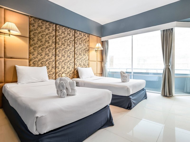 Ayothaya Riverside 32