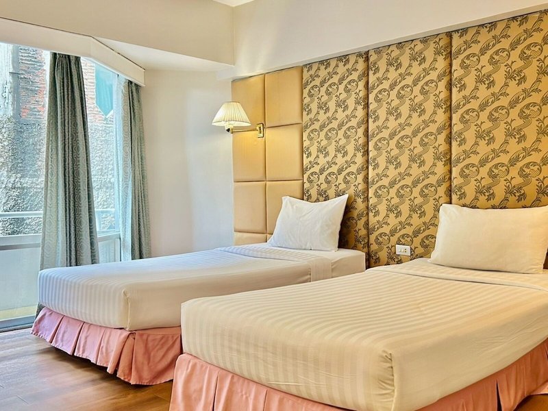 Ayothaya Riverside 36