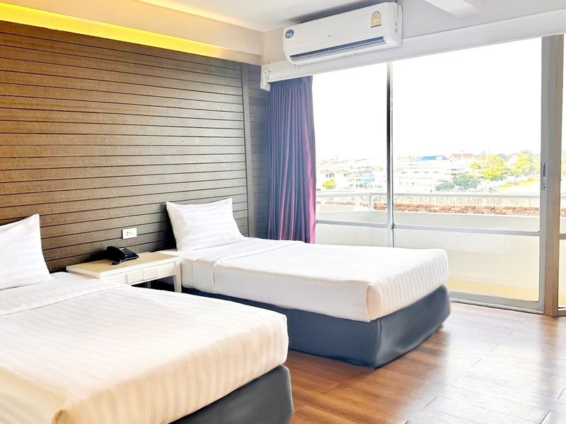 Ayothaya Riverside 40