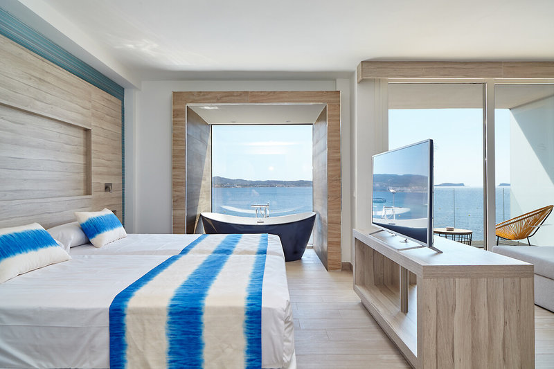 Sol Bahía Ibiza Suites 11