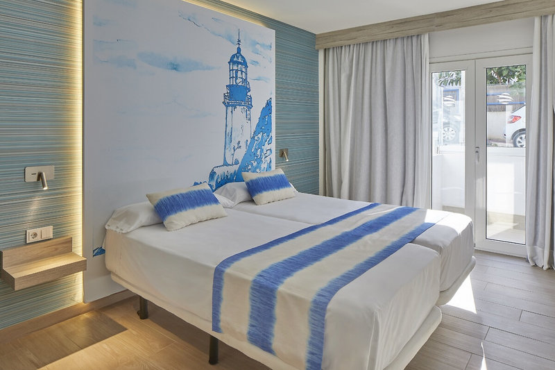 Sol Bahía Ibiza Suites 13