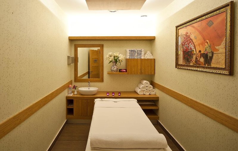 GLK PREMIER Acropol Suites 11