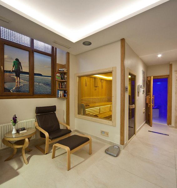 GLK PREMIER Acropol Suites 13