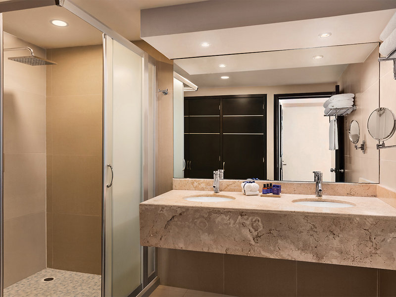 Seadust Cancun Family Resort  6