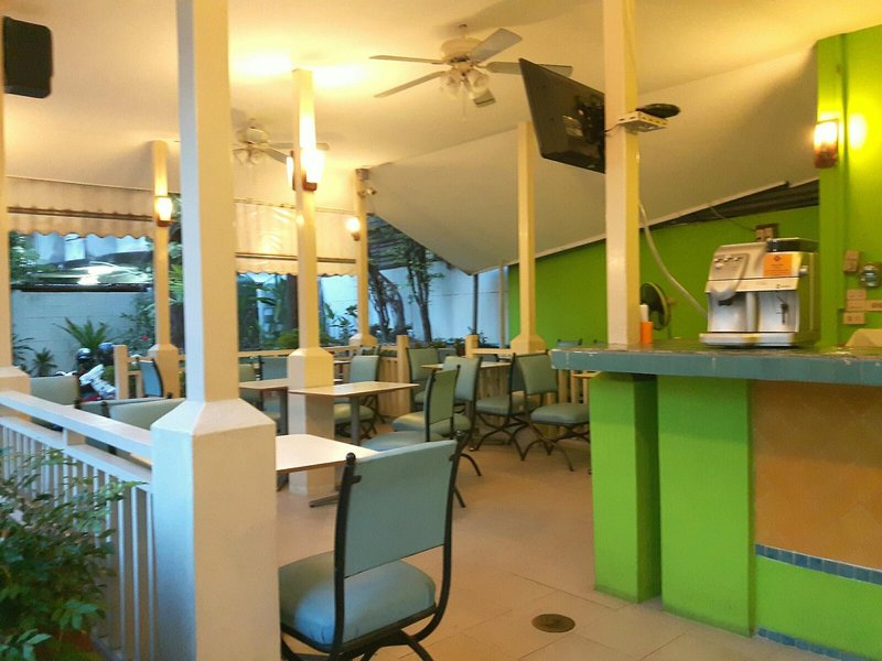 Sawasdee Sukhumvit Inn 9