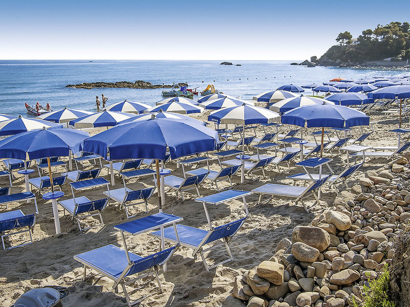 Baia Del Capitano 14