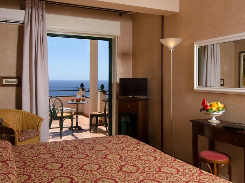 Baia Taormina 19