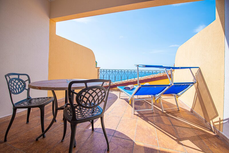Baia Taormina 23