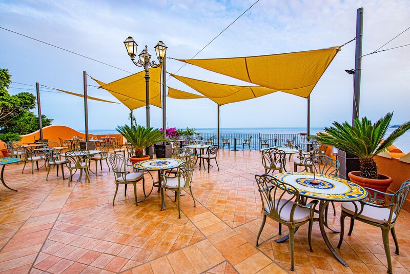 Baia Taormina 56