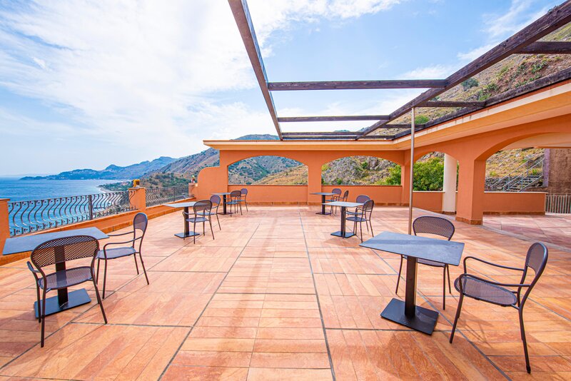 Baia Taormina 62