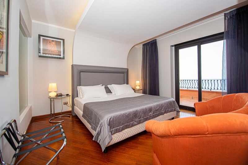Baia Taormina 76