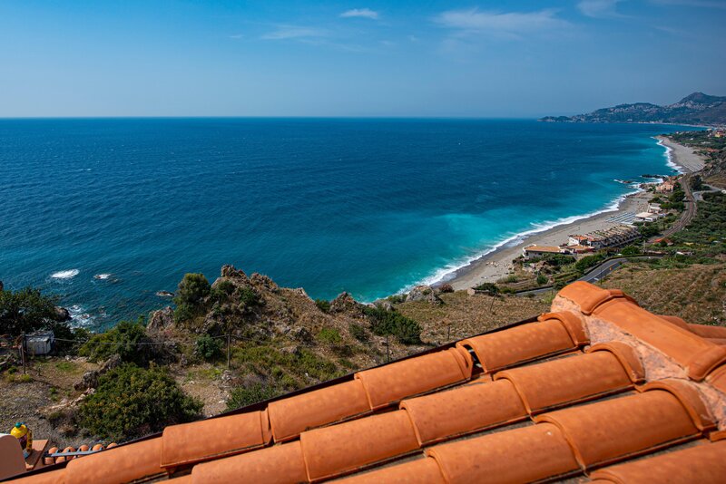 Baia Taormina 110