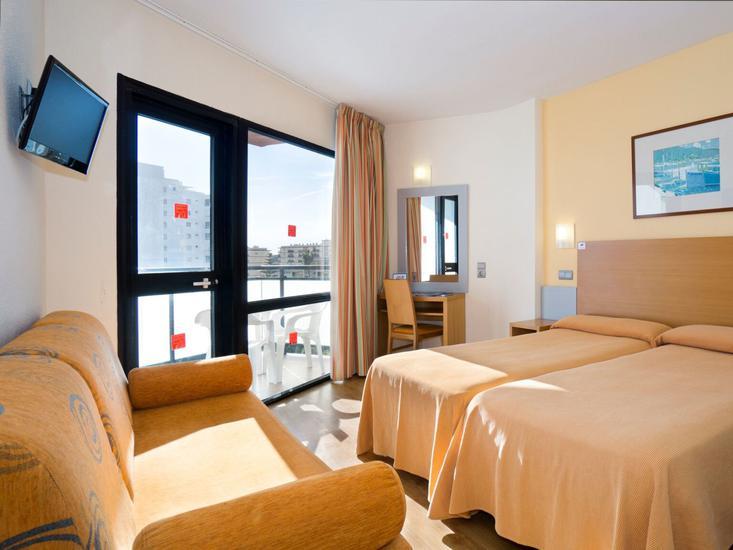 Bali Hotel 3 - Room Example