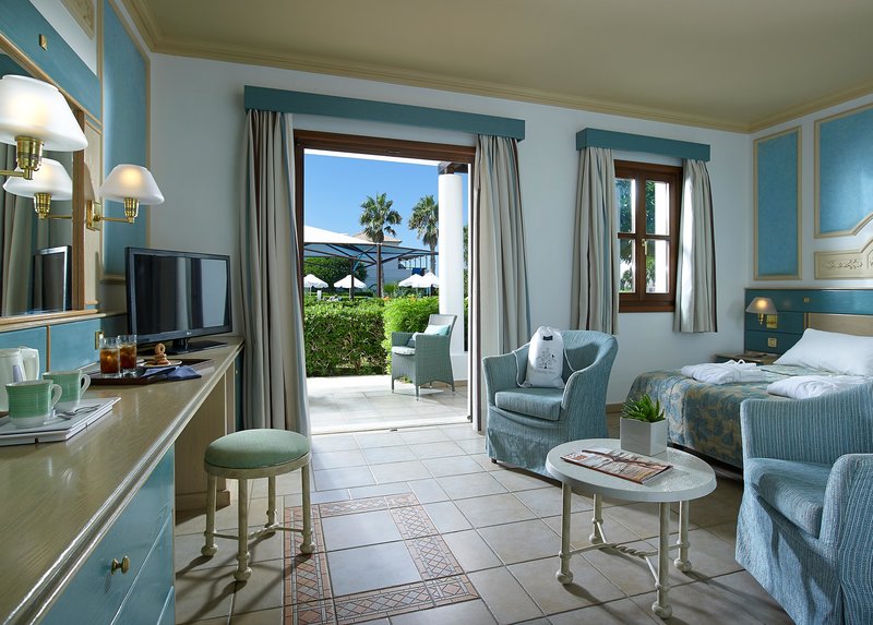 Mitsis Royal Mare 18